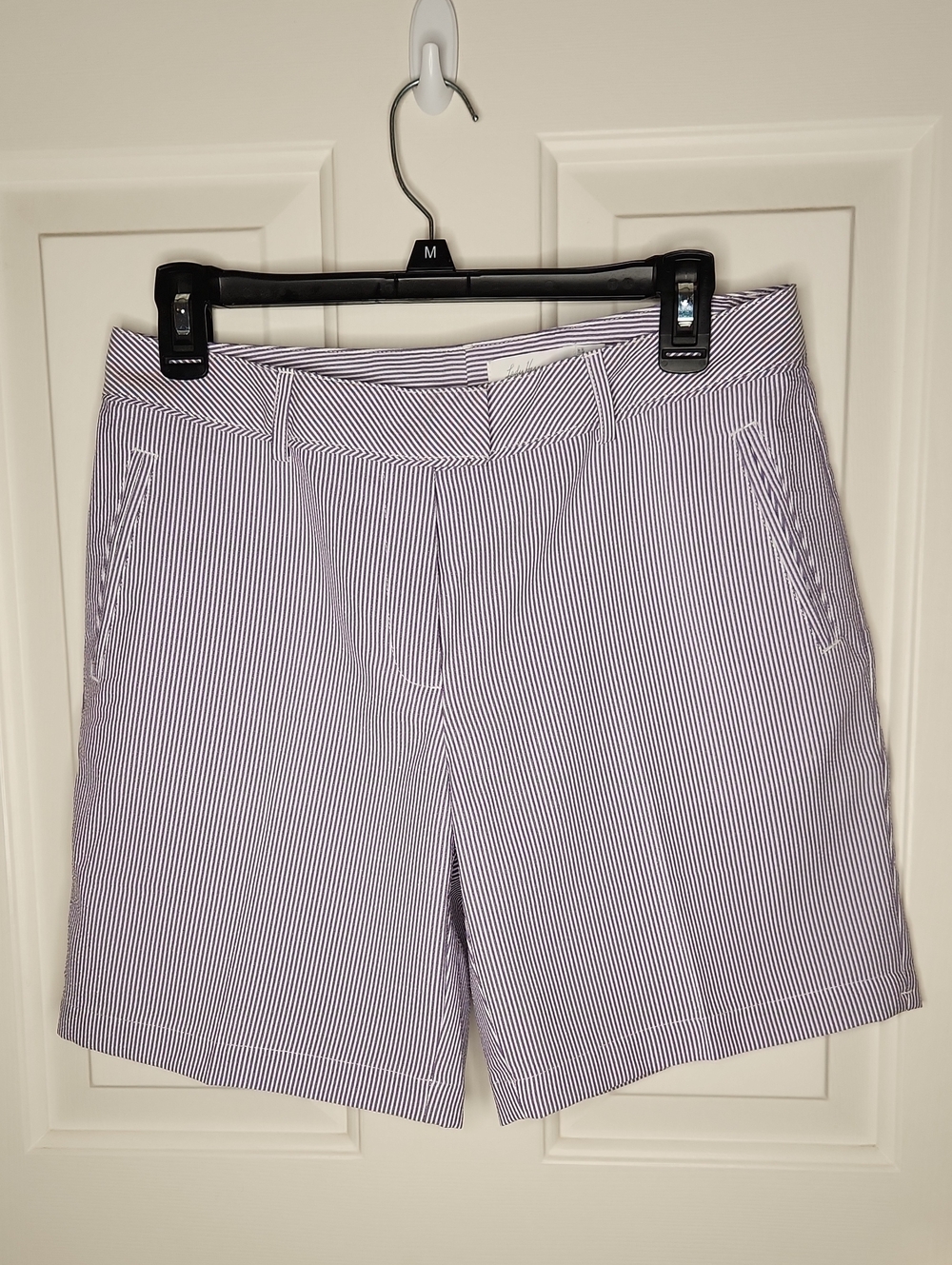 Lady Hagen Essentials Purple White Seersucker Striped Golf Shorts - Size 6